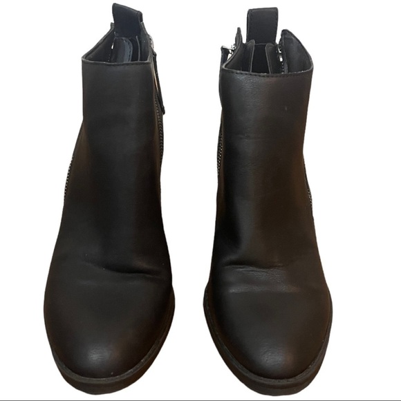 DV by Dolce Vita Black "Jameson" Double Zip Booties - Picture 3 of 13